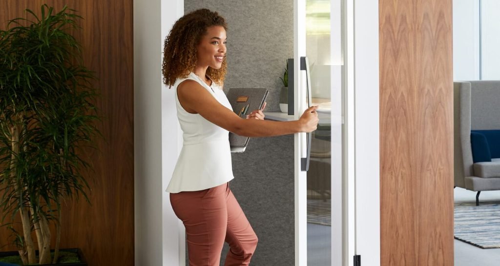 privacy booth